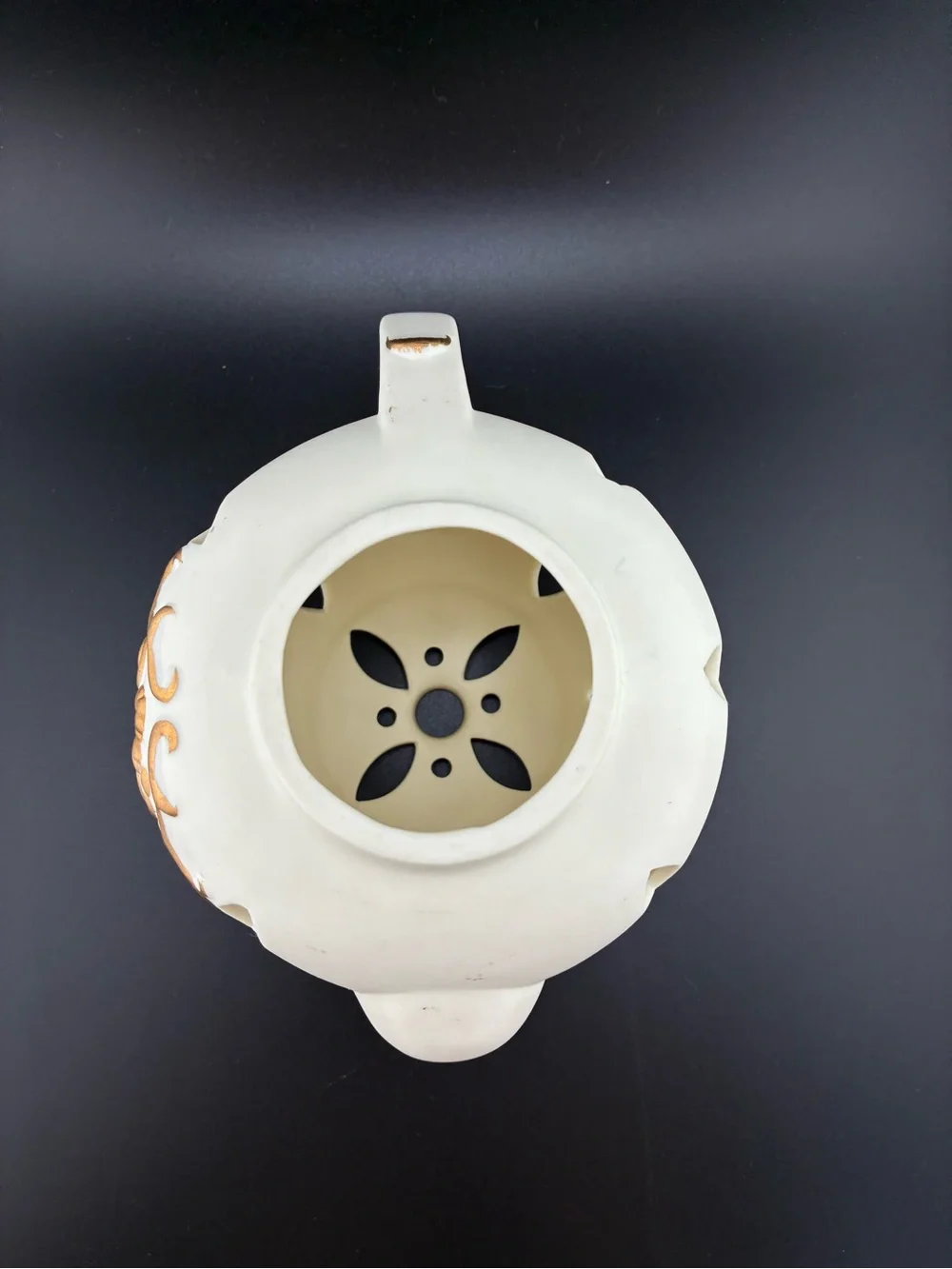 PartyLite‎ Cream and Gold Floral Lantern Teapot